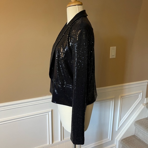 Cropped Black Sequin Jacket - Picture 3 of 9
